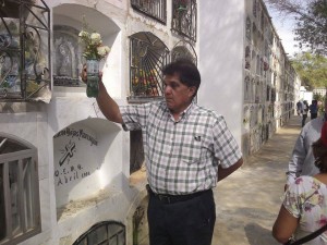 dengue floreros agua