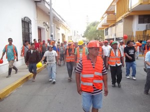 obreros protestan 02