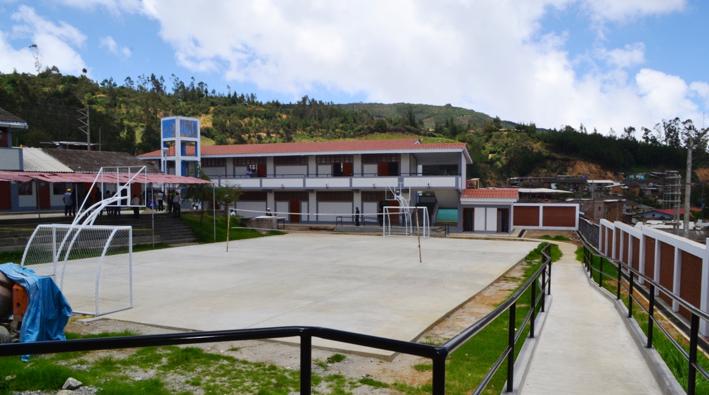 ayabaca colegio