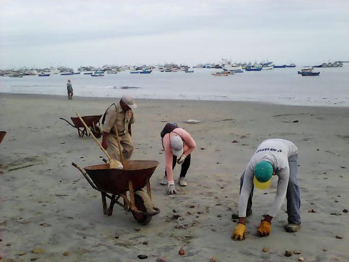 playa el toril limpieza