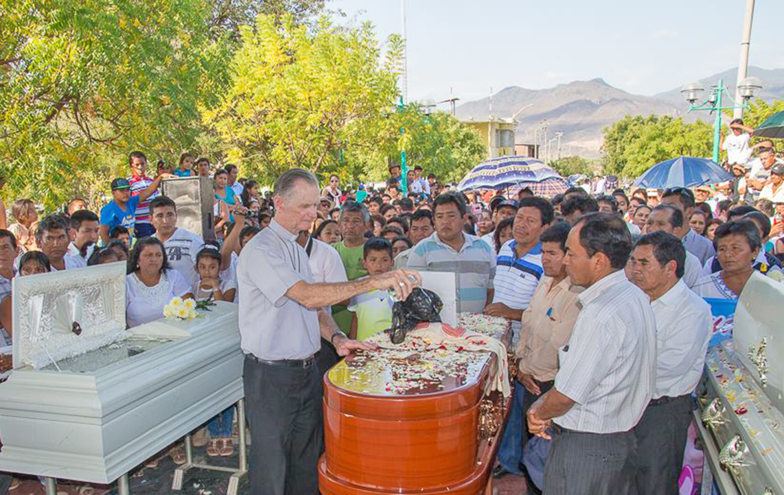 sepelio_niños_morropon