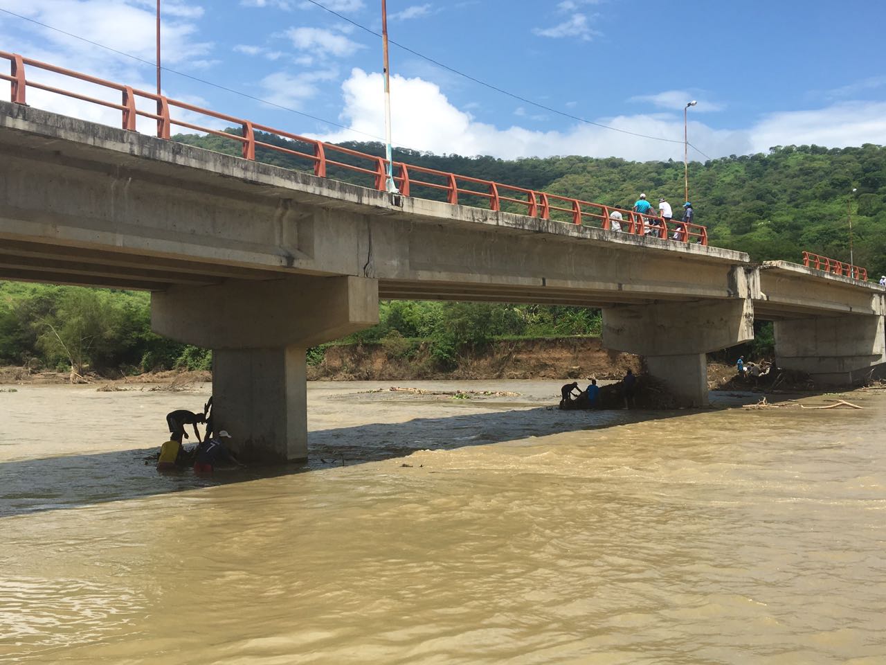 17854969_1477907295575032_3126749654140652287_o