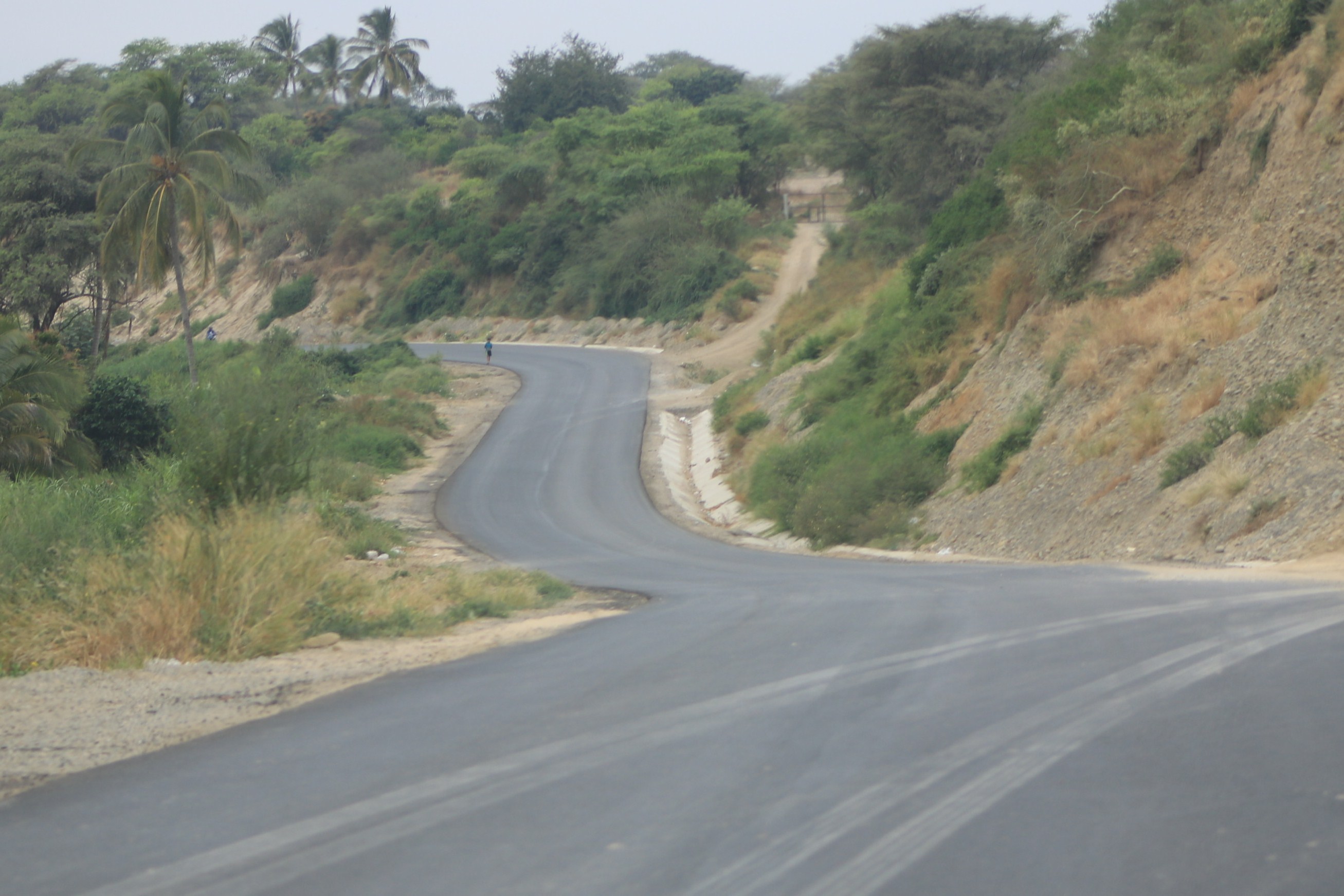 CARRETERA AL ALTO CHIRA SUPERA 60% DE AVANCE
