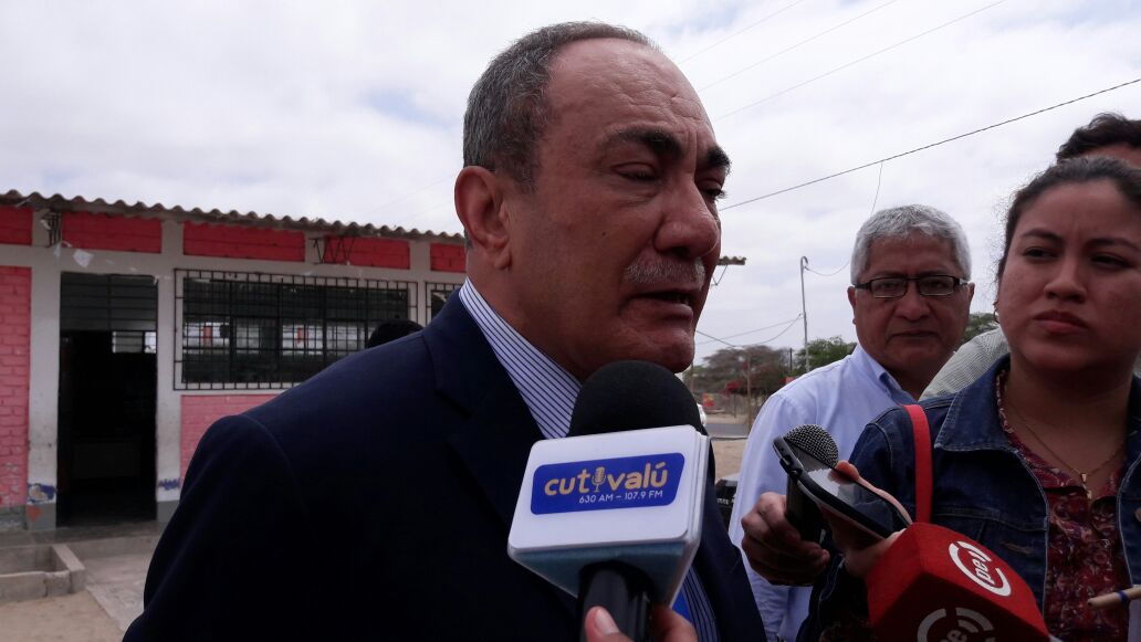 MINISTRO DE EDUCACIÓN