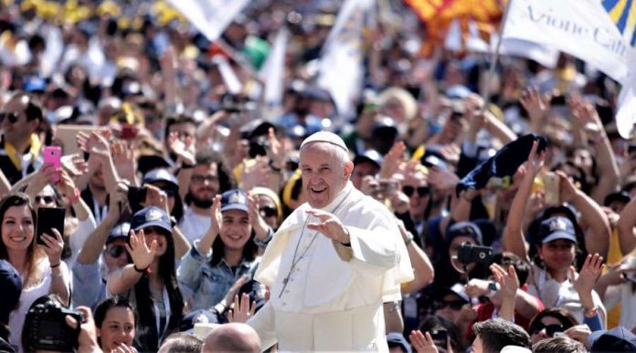 PapaFrancisco150AniversarioAccionCatolica_LuciaBallesterACIPrensa_30042017