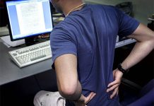 Sabías que por cada 30 minutos sentado debes caminar al menos dos minutos