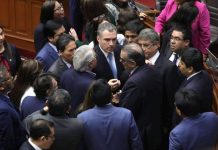 Salvador del Solar presentó cuestión de confianza en el Pleno