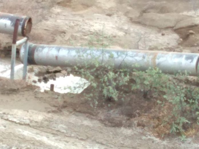 desembone_tubería_agua