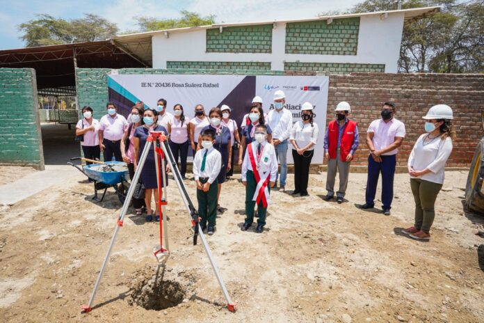 PRIMERA PIEDRA COLEGIO (4)