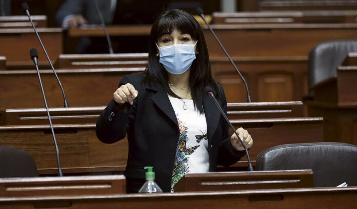 EVHDL6ZNPJEGFECMPSTY74OBBY