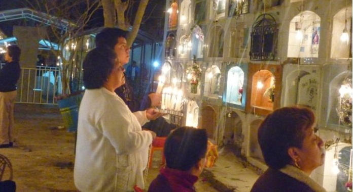 P1130116velaciones-696x522