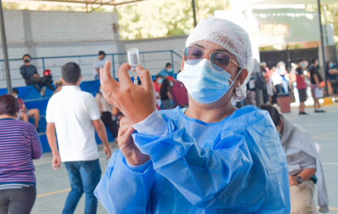 mostrando vacuna Este domingo 17 inicia campaña regional de vacunación contra la covid-19