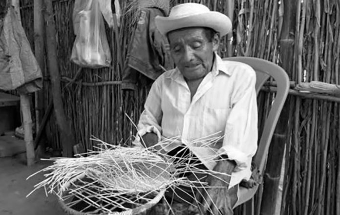 piura-lamenta-deceso-de-manuel-juarez-villegas-el-ultimo-maestro-tejedor-de-paja-toquilla-1