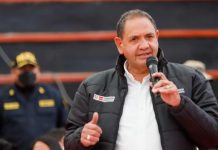 José Luis Gavidia presentó su renuncia al cargo de ministro de Defensa