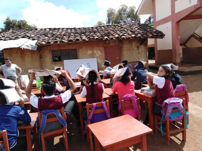 colegio-ayabaca-dos-696x522