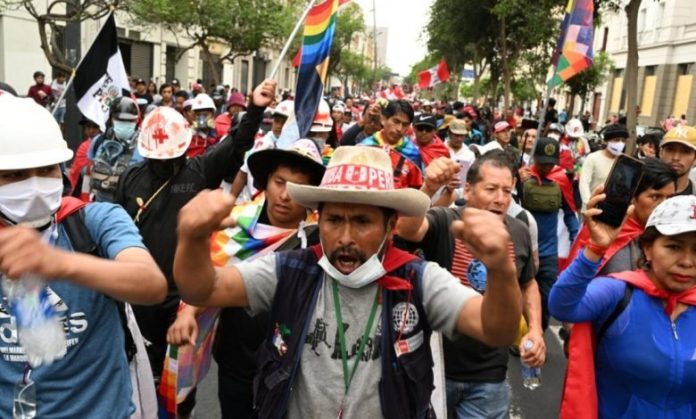 peru-protesta2-780x470