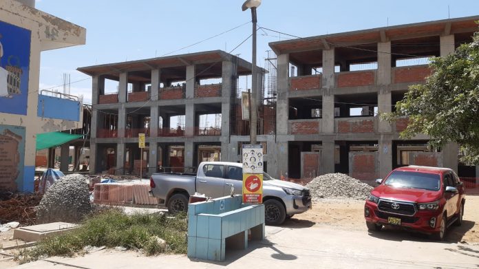 Veintiséis de octubre: denuncian paralización de obra en el colegio José Olaya Veintiséis de octubre: denuncian paralización de obra en el colegio José Olaya