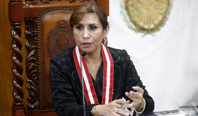 Transparencia pide la renuncia de Patricia Benavides