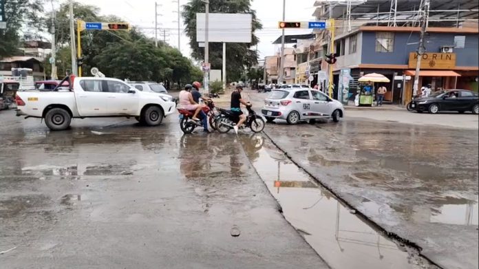 Piden penalidad contra consorcio que dejó tubería expuesta en Av. Cáceres
