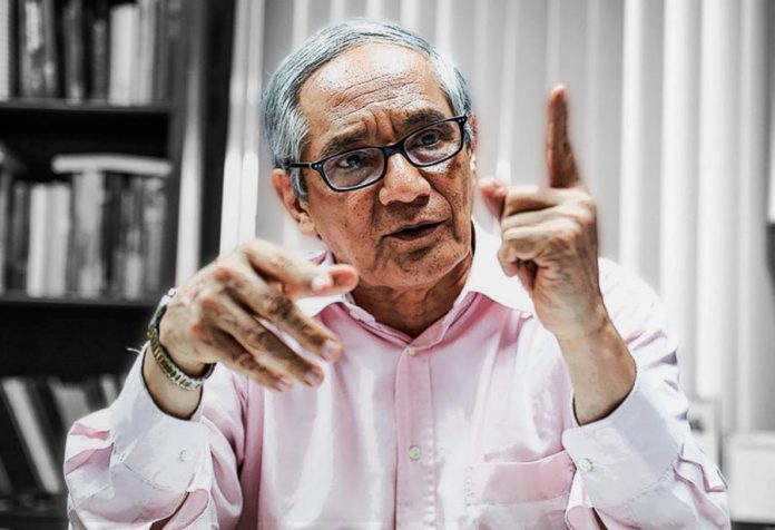 Economía peruana cerrará el año con crecimiento del 0 %, afirma exministro Jorge Gonzáles