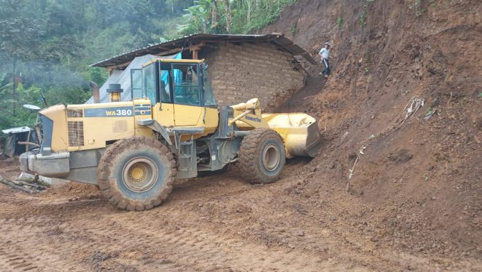 Ayabaca: más de 100 viviendas podrían quedar afectadas por ubicarse en zona de riesgo
