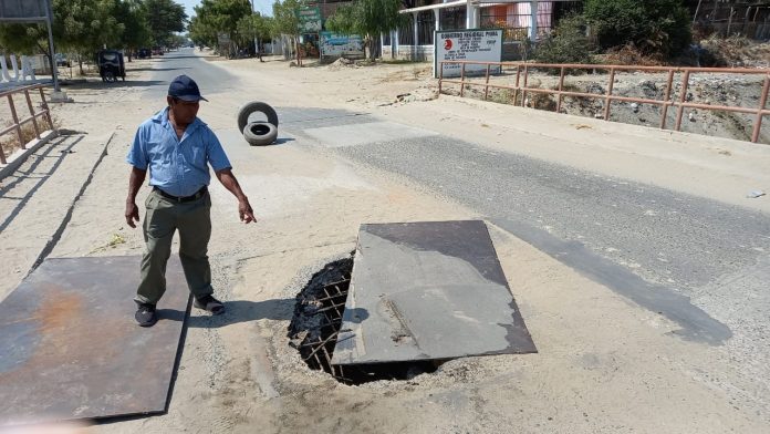Población exige reconstrucción del puente La Legua: "Si colapsa, quedamos aislados" Piura: Exigen reconstrucción inmediata del puente La Legua