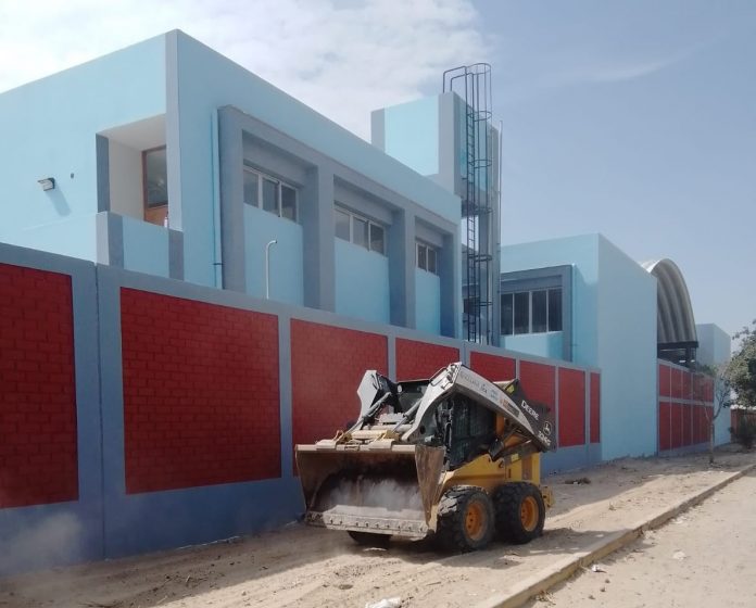 Sullana: alumnos del colegio Javier Pérez de Cuellar sin mobiliario para iniciar el año escolar