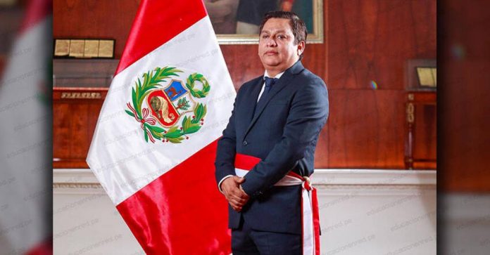 César Vásquez Sánchez Minsa admite desabastecimiento de medicina para pacientes oncológicos del INEN