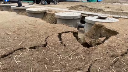 Grietas y cangrejeras evidencian deficiencias en SARE 5 Esquinas