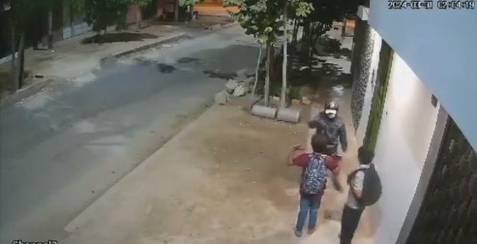 Piura: delincuentes golpean y asaltan a escolares en el A.H. San Pedro