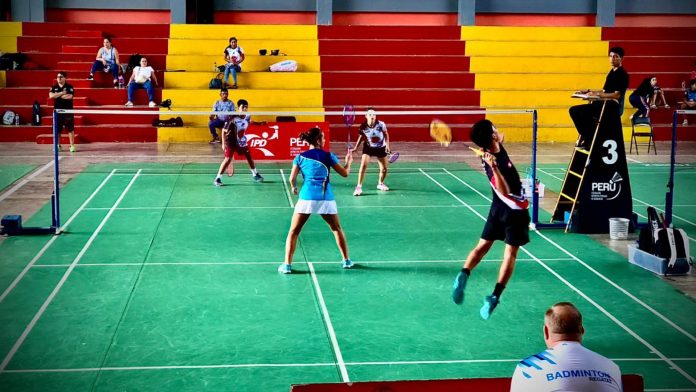 Competencia de Badmington Competencia de Badmington