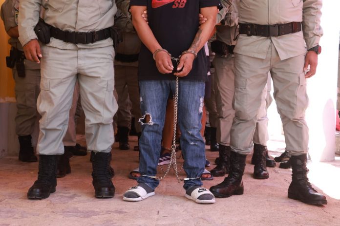 Piura: trasladan a 13 internos de mediana y alta peligrosidad a cárceles al interior de país