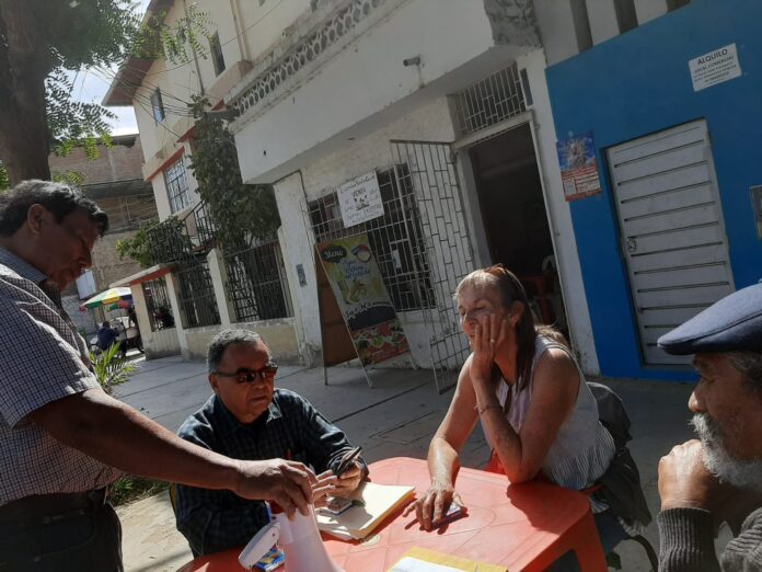 Revocatoria en Castilla. Colectivo denuncia robo de pancartas