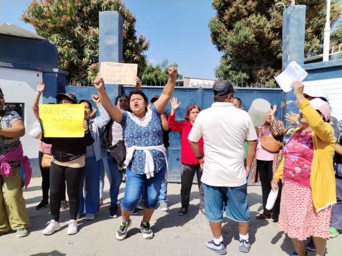 Piura: vecinos del A. H. Almirante Grau exigen a EPS Grau la reposición del servicio de agua potable