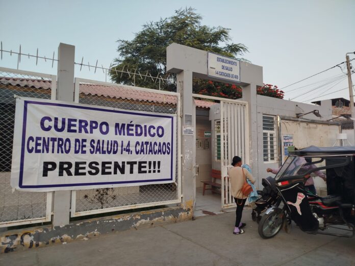 Piura: Con plantón, médicos continúan exigiendo más presupuesto para el sector Salud