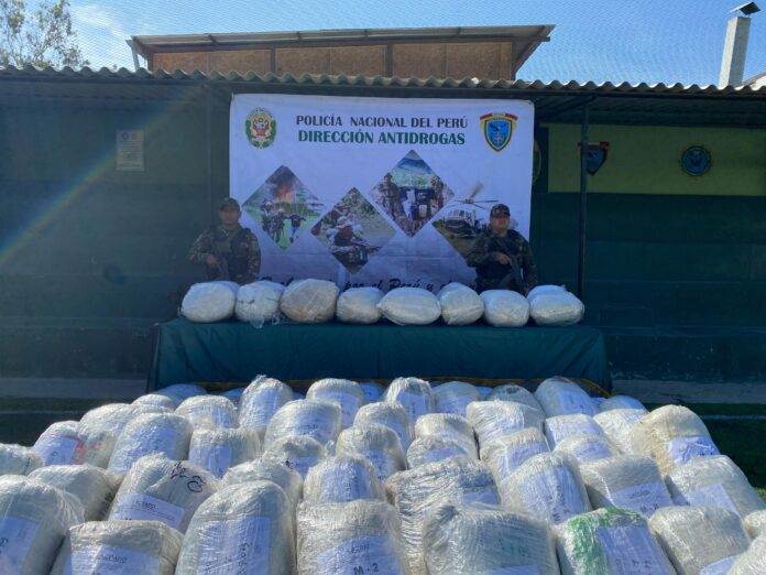 Policía decomisa más de 1 tonelada de marihuana que iba a ser comercializada en Piura