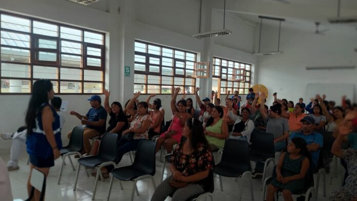 Escuela de Padres de la I.E. 20138