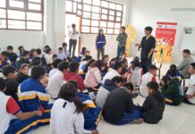 Estudiantes reflexionan sobre sus decisiones cotidianas en jornada psicoeducativa