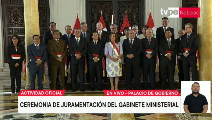 Juramentan al Gabinete Arana