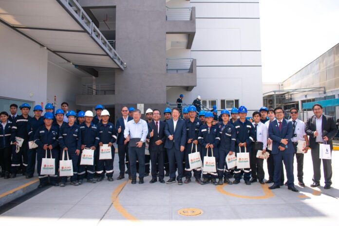 Senati firma convenio