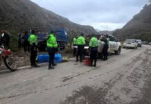Tragedia en Huancavelica: hermano de la cantante Linda Rosaly cae al río Mantaro con siete pasajeros