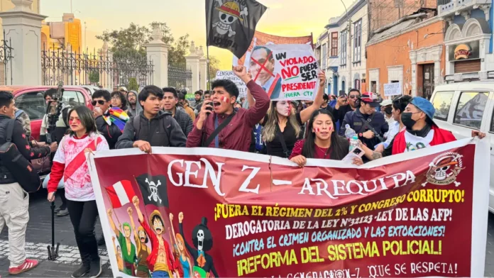 Arequipa: la Generación Z toma las calles y llega a Plaza de Armas en una larga jornada de protesta
