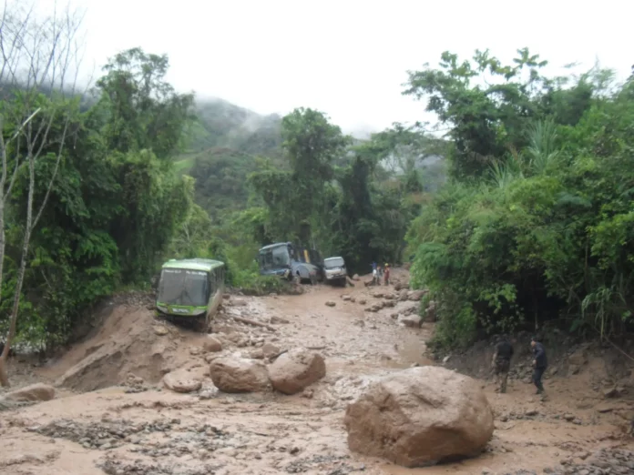 Conoce cómo saber si tu distrito está en riesgo de huaicos e inundaciones