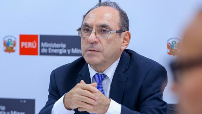 RENUNCIA ENERGIA Y MINAS