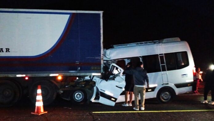 Arequipa: trágico accidente en Cocachacra causa muerte de 4 pasajeros